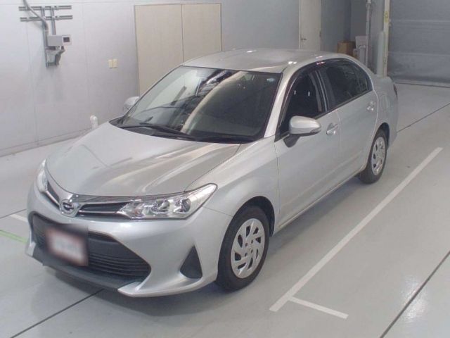 30260 Toyota Corolla axio NRE161 2018 г. (CAA Chubu)